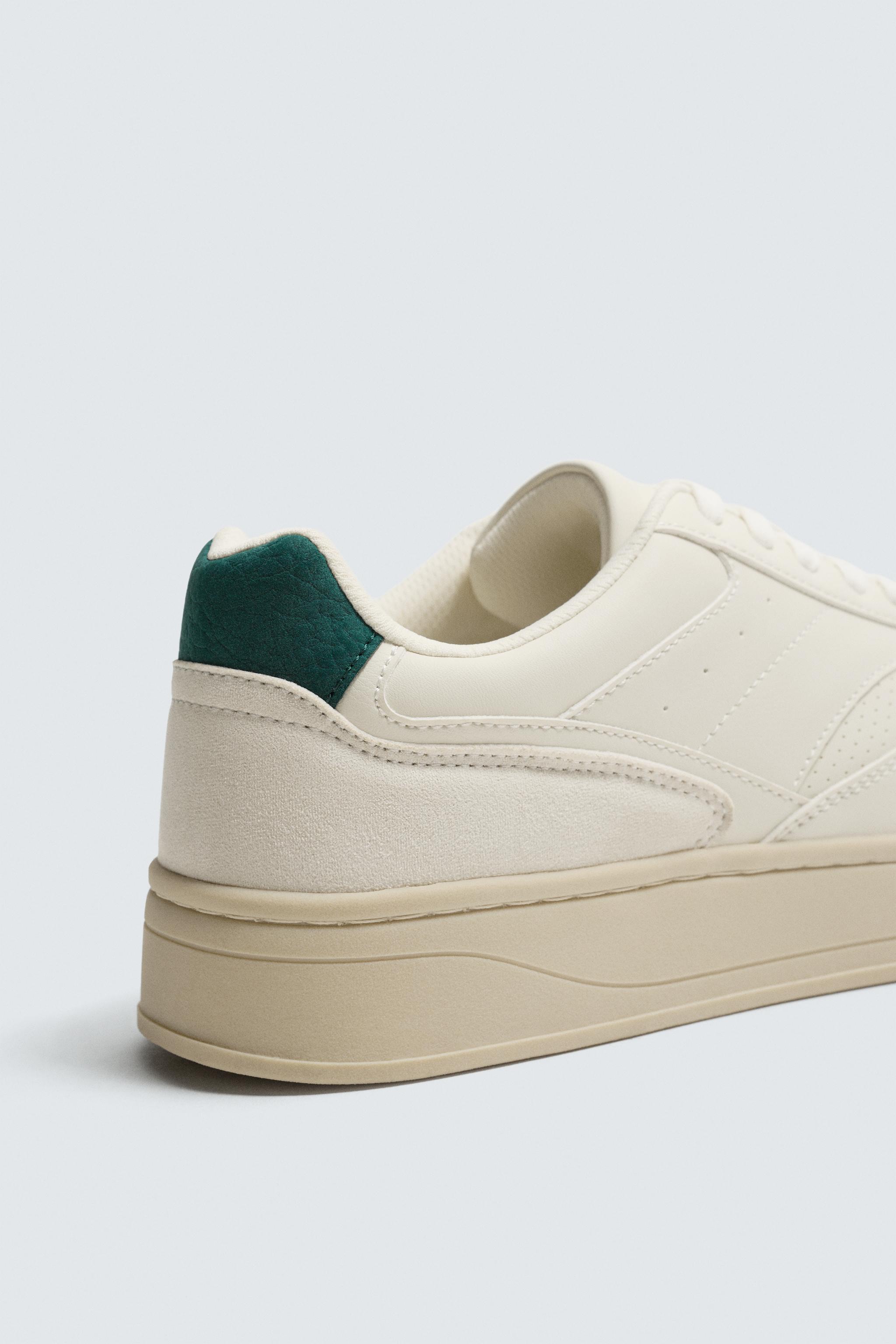 BASKETBALL SNEAKERS